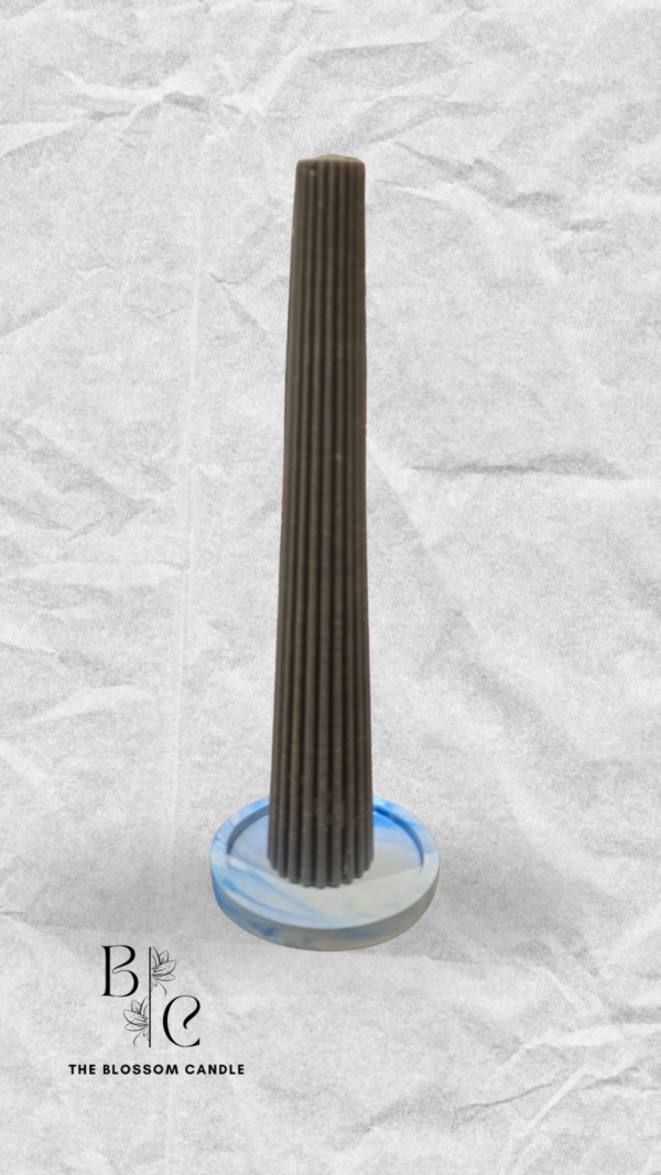 Ribbed Pillar 22.5cm